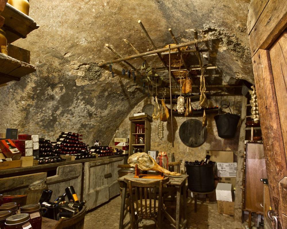 Agriturismo Il Casale Degli Amici 노르시아 외부 사진