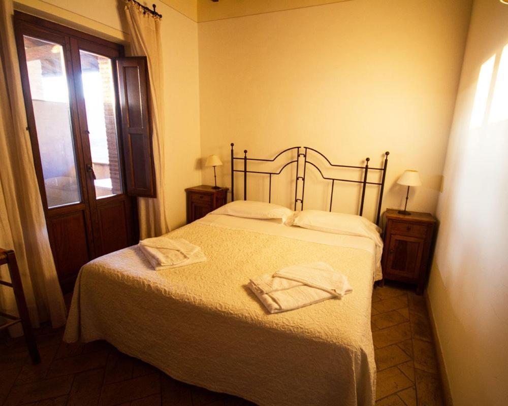 Agriturismo Il Casale Degli Amici 노르시아 외부 사진