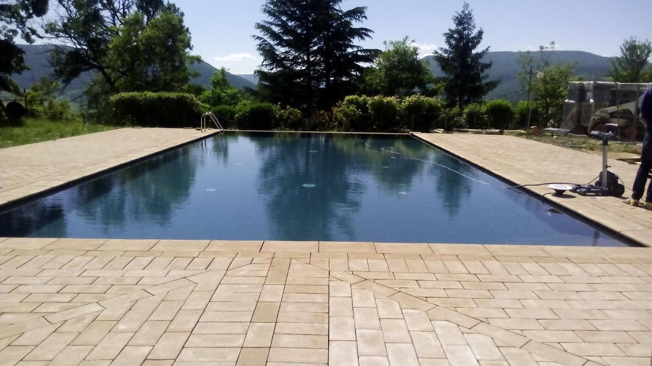 Agriturismo Il Casale Degli Amici 노르시아 외부 사진
